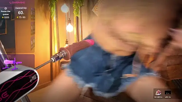 RACHELRUIZ online show from 30, 10, 2025