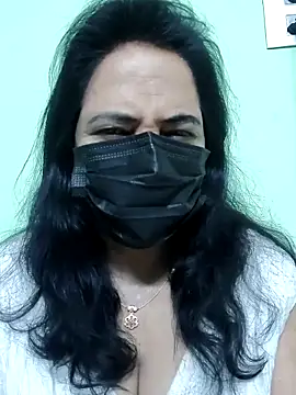 Snapshot of mallu-lover chatting on 23, 10, 2025 mallu-lover online show from 23, 10, 2025