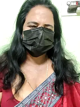 Snapshot of mallu-lover chatting on 26, 10, 2025 mallu-lover online show from 26, 10, 2025