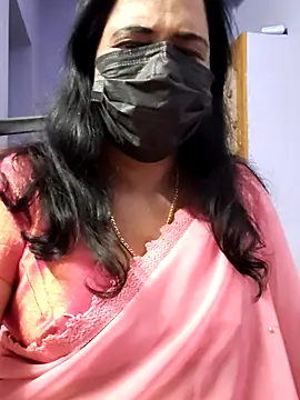 Snapshot of mallu-lover chatting on 28, 10, 2025 mallu-lover online show from 28, 10, 2025