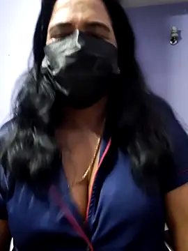 Snapshot of mallu-lover chatting on 29, 10, 2025 mallu-lover online show from 29, 10, 2025