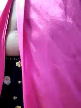 Snapshot of mallu-lover chatting on 4, 11, 2025 mallu-lover online show from 4, 11, 2025