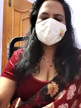 Snapshot of mallu-lover chatting on 29, 11, 2025 mallu-lover online show from 29, 11, 2025