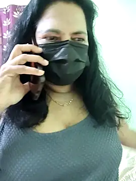 mallu-lover online show from 4, 4, 2026