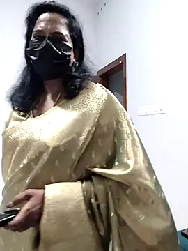 Snapshot of mallu-lover chatting on 8, 5, 2026 mallu-lover online show from 8, 5, 2026