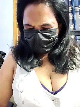 Snapshot of mallu-lover chatting on 16, 5, 2026 mallu-lover online show from 16, 5, 2026