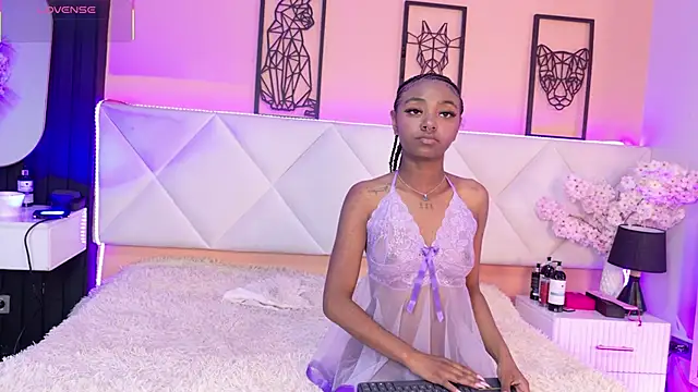 Snapshot of amy_miller1 chatting on 13, 11, 2025 amy miller1 online show from 13, 11, 2025