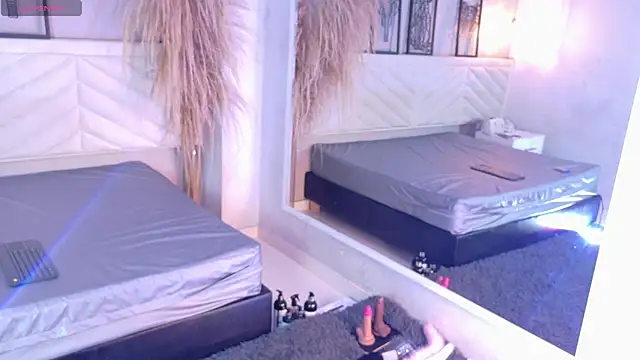 Snapshot of amy_miller1 chatting on 26, 11, 2025 amy miller1 online show from 26, 11, 2025