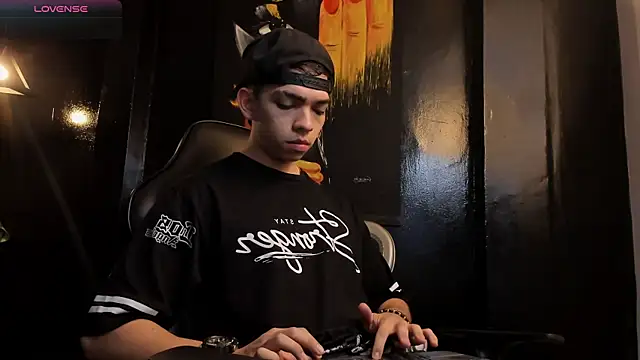 Eryonbradley online show from 14, 11, 2025