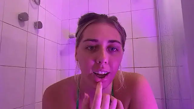 louiseberkeley online show from 7, 1, 2026