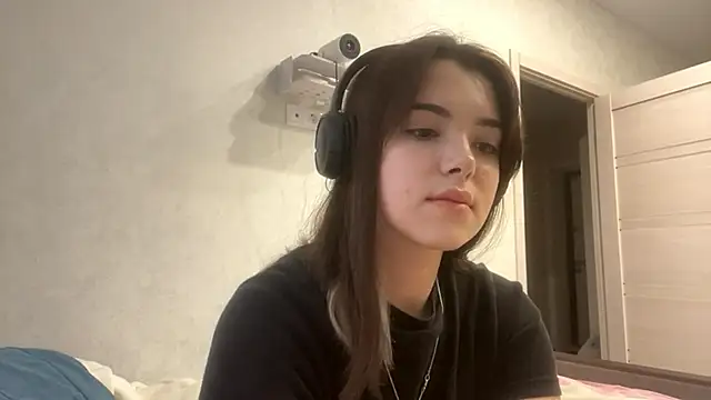 Snapshot of PUP_PUP_Sea chatting on 9, 10, 2025 PUP PUP Sea online show from 9, 10, 2025