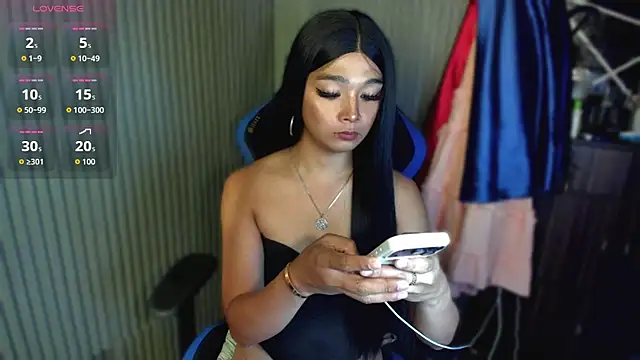 TrinityFucksYou online show from 23, 6, 2026