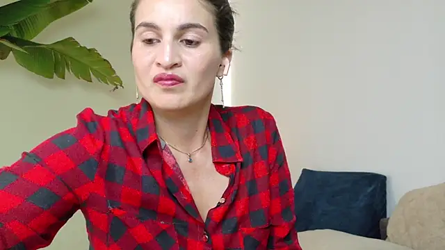 lizdevine online show from 4, 12, 2025