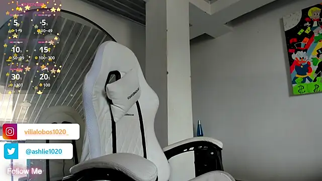 Snapshot of MiaVillalobos chatting on 8, 7, 2026 MiaVillalobos online show from 8, 7, 2026