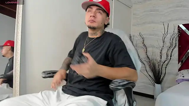 JamesDeker online show from 22, 9, 2025