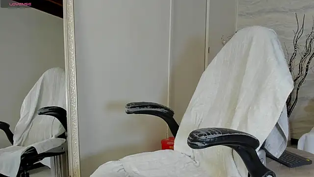 JamesDeker online show from 24, 9, 2025