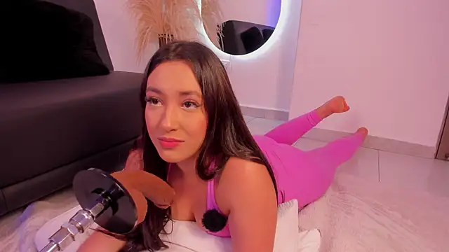 Snapshot of Nina_sweetz12 chatting on 30, 5, 2026 Nina sweetz12 online show from 30, 5, 2026