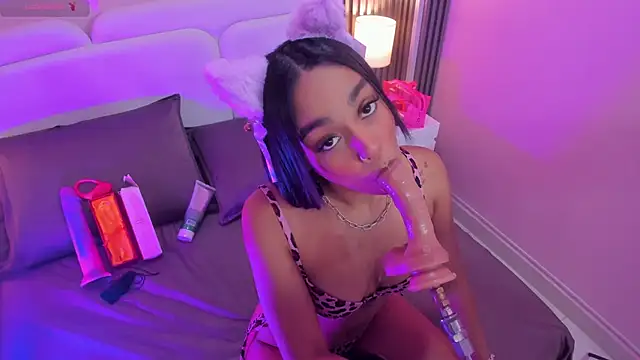 Clawdeen  wolf online show from 16, 10, 2025