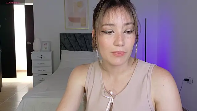 Eliih 01 online show from 18, 9, 2025