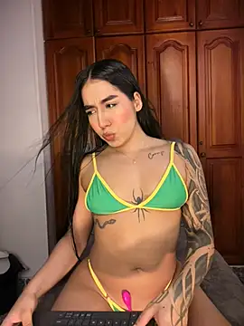 Snapshot of KaditaNavarro chatting on 1, 7, 2026 KaditaNavarro online show from 1, 7, 2026