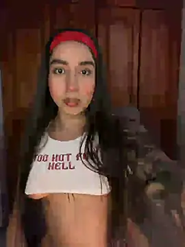 Snapshot of KaditaNavarro chatting on 18, 7, 2026 KaditaNavarro online show from 18, 7, 2026