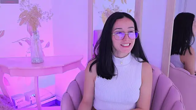 Snapshot of Ginevra_esposito chatting on 10, 9, 2025 Ginevra esposito online show from 10, 9, 2025