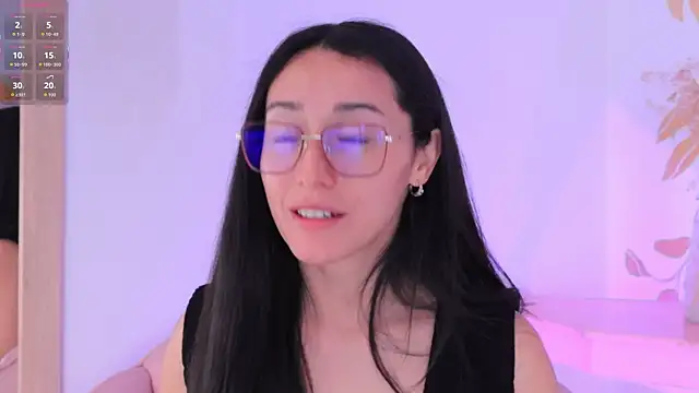 Snapshot of Ginevra_esposito chatting on 7, 11, 2025 Ginevra esposito online show from 7, 11, 2025