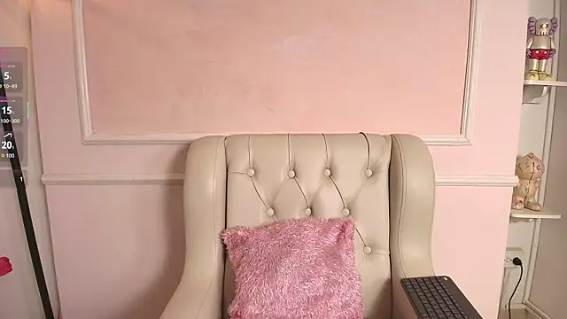 Snapshot of Ginevra_esposito chatting on 24, 11, 2025 Ginevra esposito online show from 24, 11, 2025