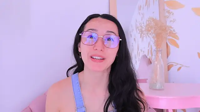 Snapshot of Ginevra_esposito chatting on 28, 11, 2025 Ginevra esposito online show from 28, 11, 2025