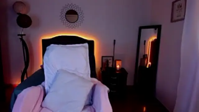  lia baby online show from 2, 12, 2025