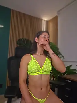 sarah rayy online show from 24, 7, 2026