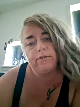 Snapshot of LummerAnja1 chatting on 9, 9, 2025 LummerAnja1 online show from 9, 9, 2025