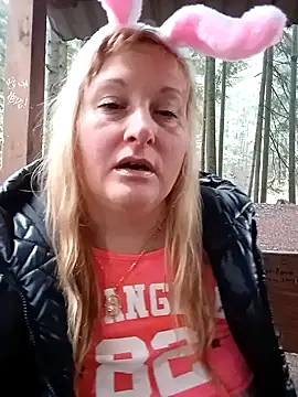 XHelenaX90 online show from 2, 4, 2026