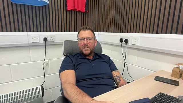 Snapshot of bilf1978 chatting on 17, 2, 2026 bilf1978 online show from 17, 2, 2026