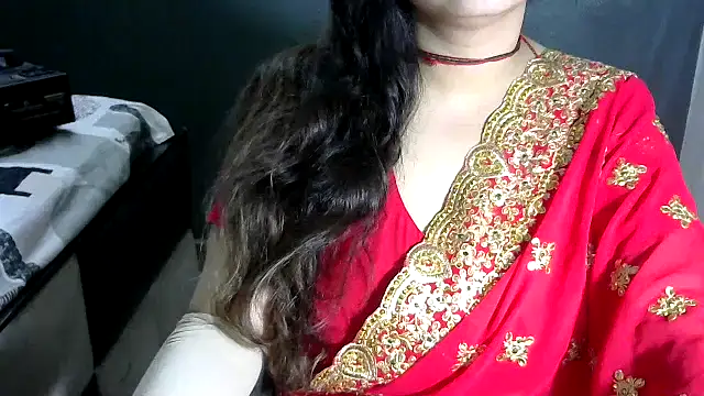 Snapshot of sexy_indianboobs chatting on 4, 1, 2025 sexy indianboobs online show from 4, 1, 2025