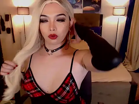 Snapshot of GiftedCockJam chatting on 8, 11, 2025 GiftedCockJam online show from 8, 11, 2025