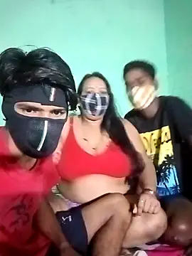 LoveOnStream online show from 24, 10, 2025