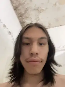 Snapshot of heytherepeoples717 chatting on 29, 10, 2025 heytherepeoples717 online show from 29, 10, 2025