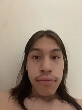 heytherepeoples717 online show from 18, 12, 2025