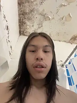 heytherepeoples717 online show from 29, 3, 2026