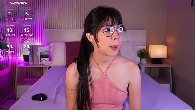 Snapshot of aprilqueenie chatting on 31, 5, 2026 aprilqueenie online show from 31, 5, 2026