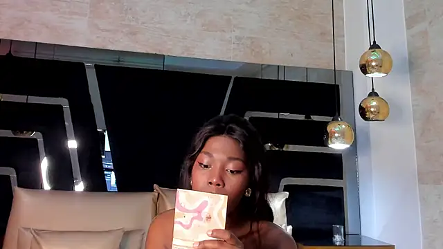 Snapshot of AbbieCyruz chatting on 16, 9, 2025 AbbieCyruz online show from 16, 9, 2025