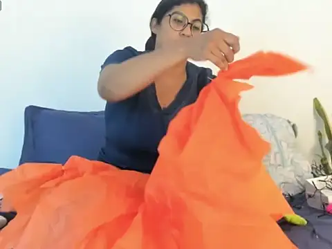  Miaa khalifa  online show from 15, 10, 2025