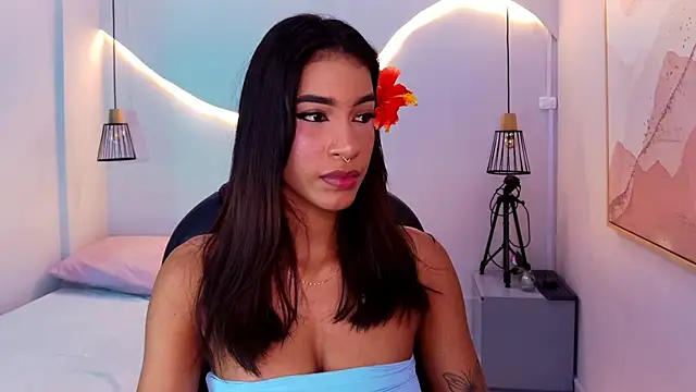 kitty collins  online show from 30, 3, 2026