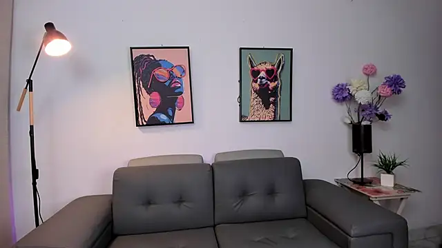 leyah  online show from 21, 3, 2026