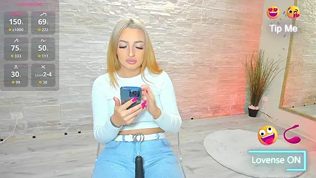 Lexi Blazee online show from 4, 10, 2025