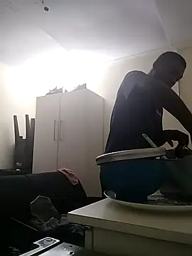 Snapshot of TmanZim2025 chatting on 30, 9, 2025 TmanZim2025 online show from 30, 9, 2025