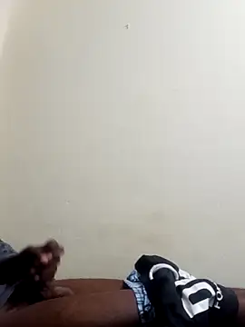 Snapshot of TmanZim2025 chatting on 29, 10, 2025 TmanZim2025 online show from 29, 10, 2025