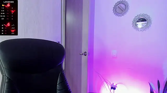 bella thorne3 online show from 19, 11, 2025