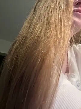 DeniMilkyyyyy online show from 10, 3, 2026